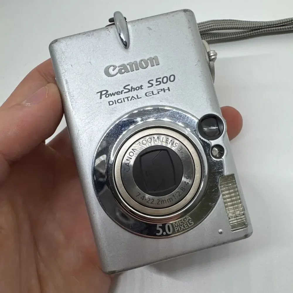 Canon Power Shot Digital ELPH S500 / 5.0MP Digital Camera Tested Works